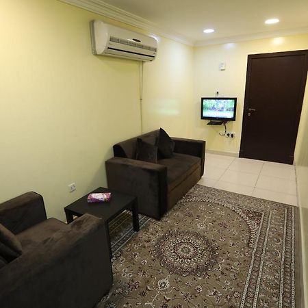 Al Eairy Apartment- Dammam 3 Al Mubarakiyah Esterno foto