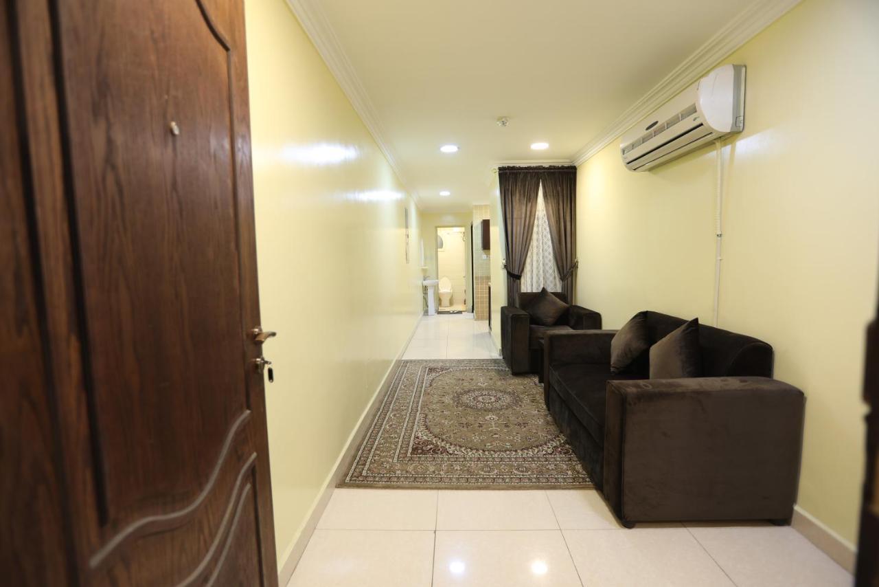 Al Eairy Apartment- Dammam 3 Al Mubarakiyah Esterno foto