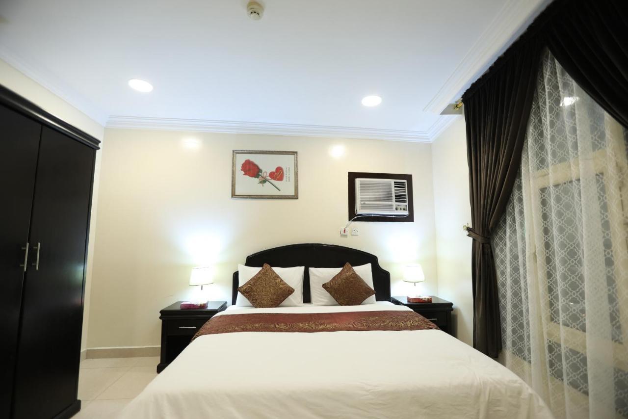 Al Eairy Apartment- Dammam 3 Al Mubarakiyah Esterno foto