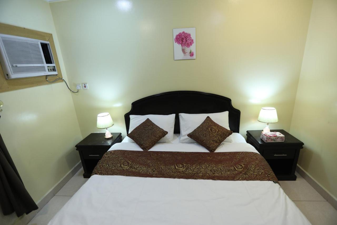 Al Eairy Apartment- Dammam 3 Al Mubarakiyah Esterno foto