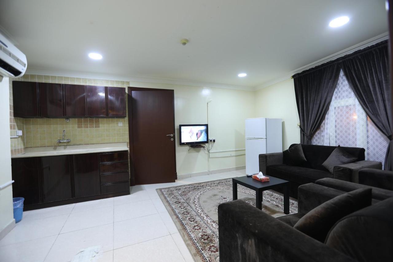 Al Eairy Apartment- Dammam 3 Al Mubarakiyah Esterno foto