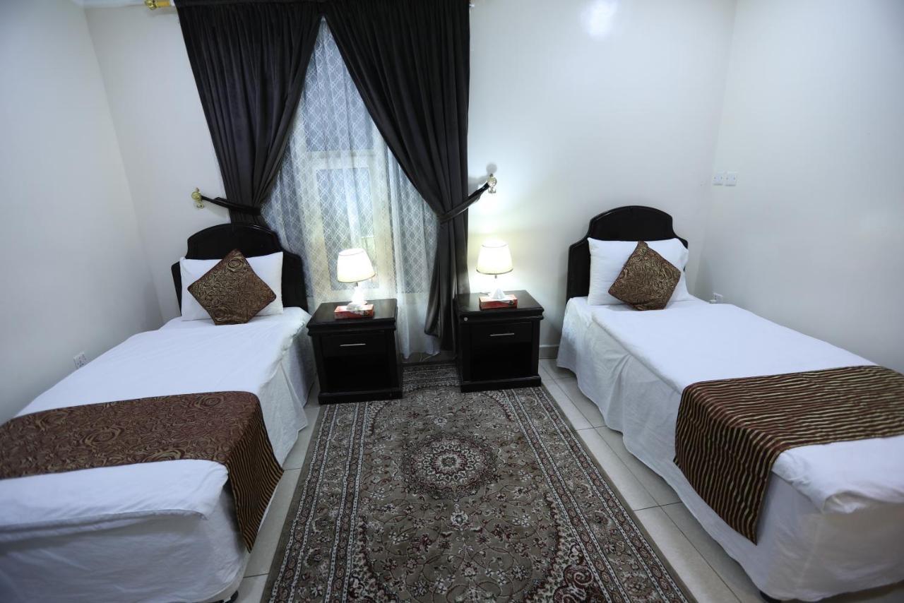 Al Eairy Apartment- Dammam 3 Al Mubarakiyah Esterno foto